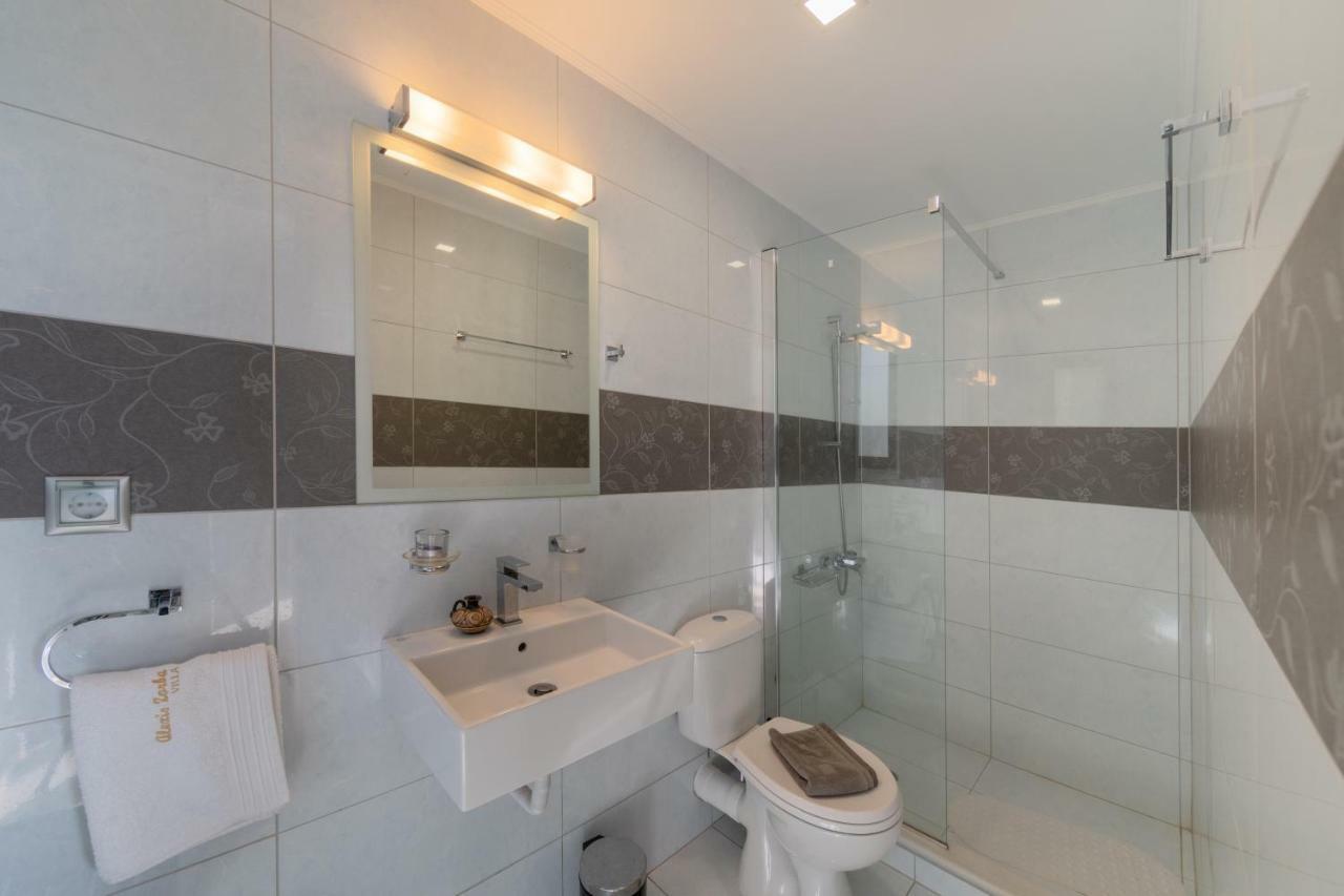 Alexiszorba Villa Plaka  Bagian luar foto