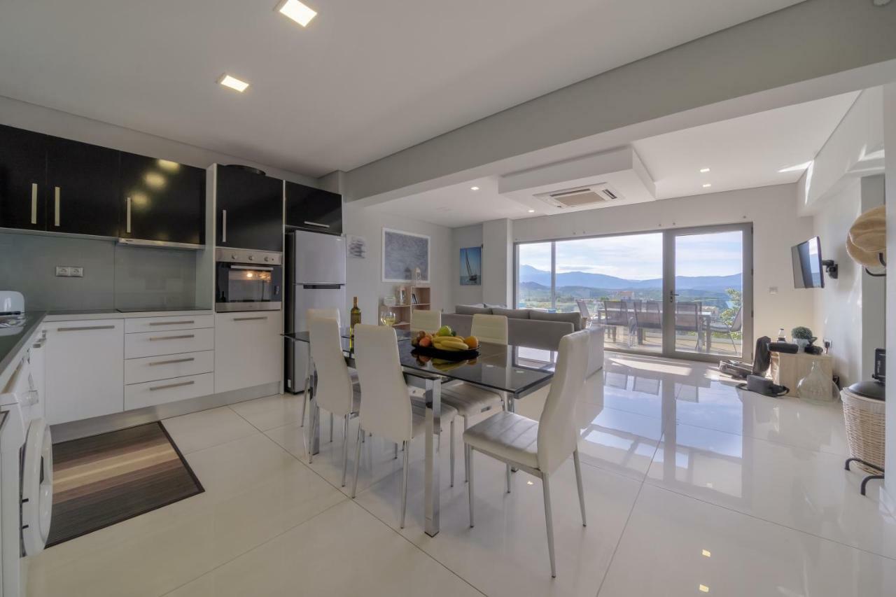 Alexiszorba Villa Plaka  Bagian luar foto